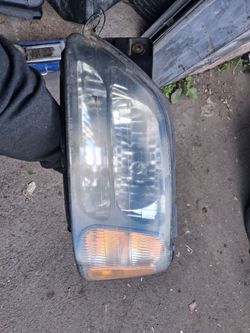 2000 THRU 2004 SUBARU LEGACY OUTBACK DRIVER SIDE HEADLIGHT