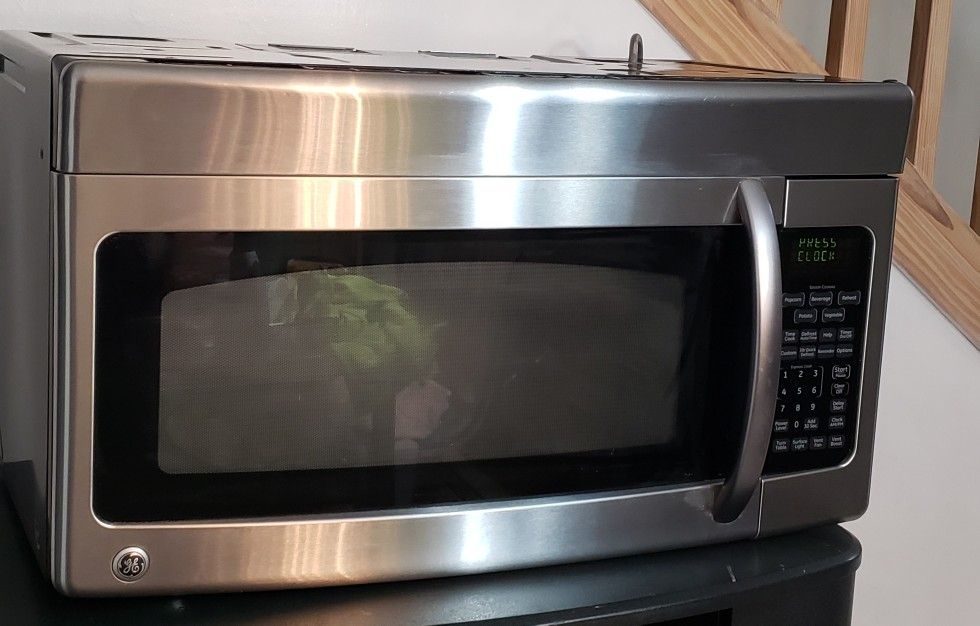 GE Over-the-Range Microwave Oven