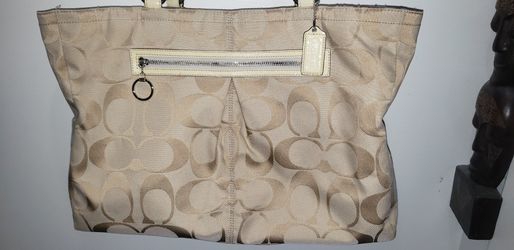 Coach Shoulder Bag