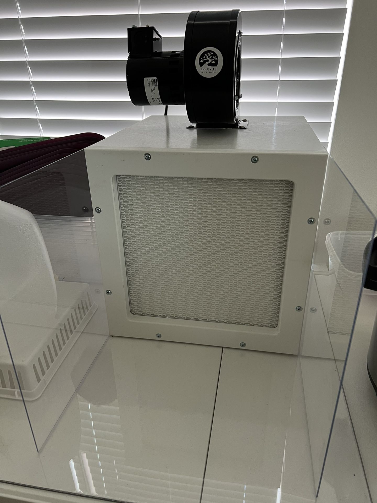 Bonsai 99.99% HEPA Horizontal Laminar Flow Hood