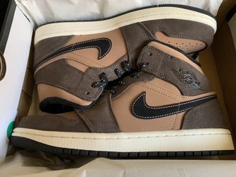 Jordan 1 Mid Dark Chocolate