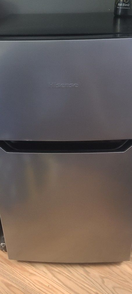Hisense 3.3 Cu. Ft. Mini Fridge With Freezer
