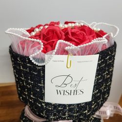 Valentine's Day rose bouquet(Artificial Flower Preserved)