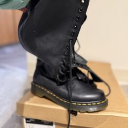 1B60 VIRGINIA LEATHER KNEE HIGH BOOTS