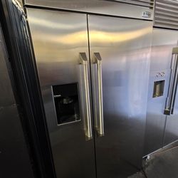 42" GE MONOGRAM BUILT IN STAINLESS STEEL REFRIGERATOR