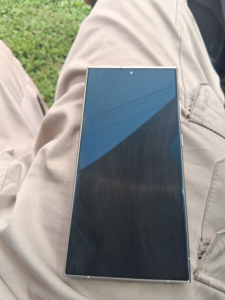 Samsung Galaxy S24 Ultra M