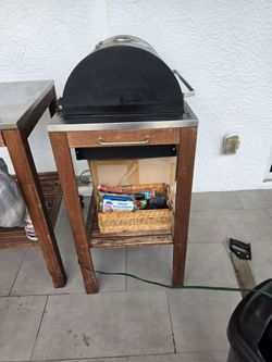 Charcoal grill