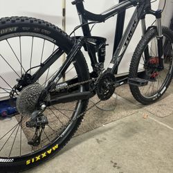 2012 Trek Fuel EX5 Mountain bike