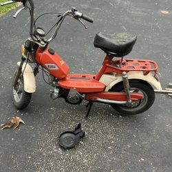 Vintage Moped Motori Minarelli Lei Motors