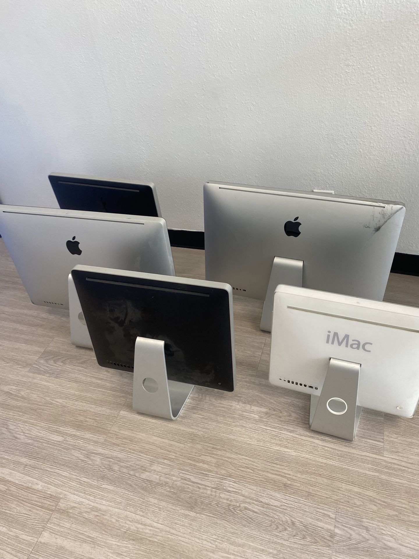 5 old iMac’s.  