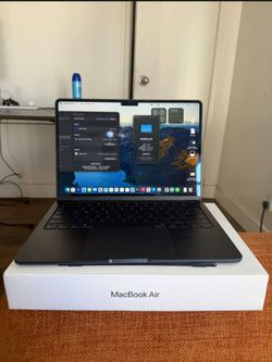 2025 Macbook Air  13" M4 16GB ram 512gb ssd skyblue