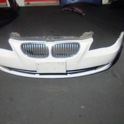 2008-2010 Bmw 528i (5 Series) Complete Front Bumper With Grill With The Fog Lights And Accessories Oem.