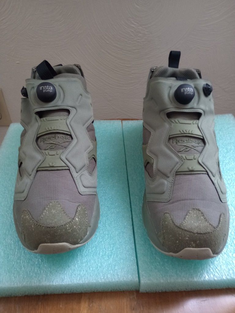 Reebok Instapump Fury. Men's Size 13. Excellent Condition. Worn Once. Rare Color.