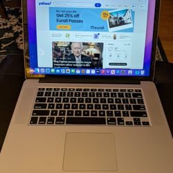 MacBook Pro 15' i7 16gb 256 SSD 