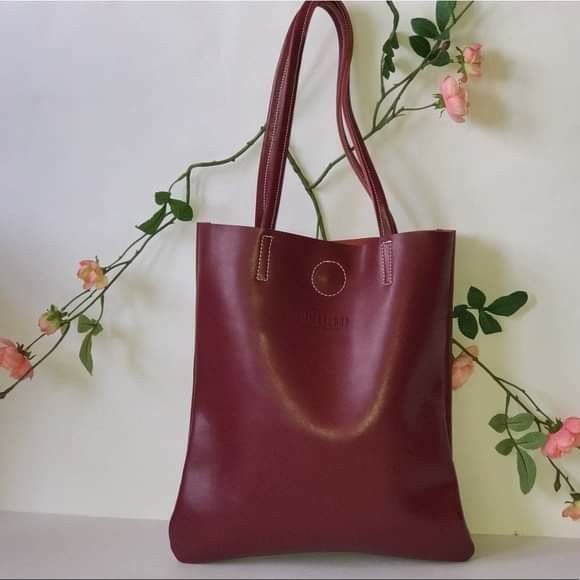 Red leather shopper tote shoulder bag