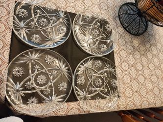 Vintage star of David large platters with cup holders. Price for all