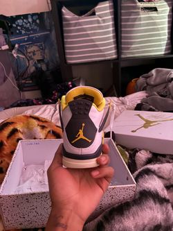 Jordan 4 retro white coconut milks