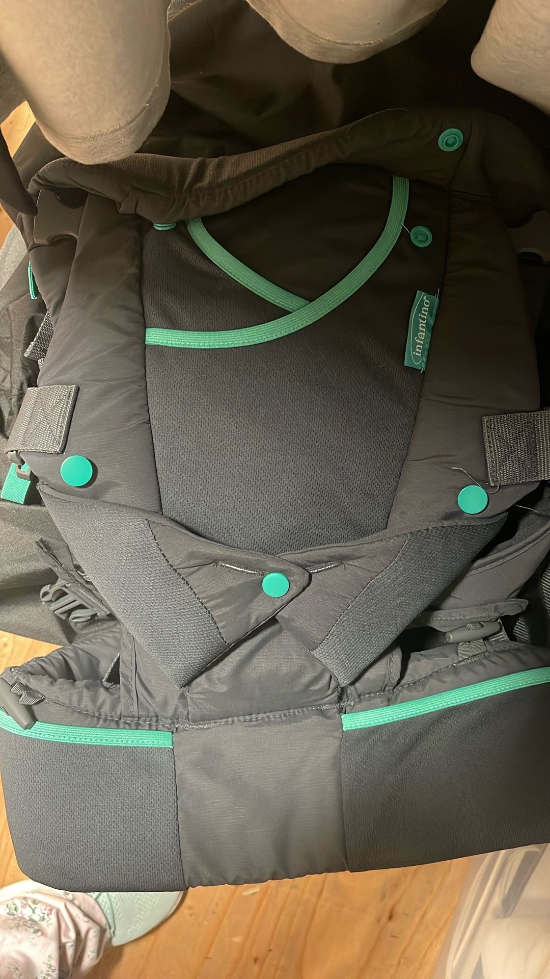 Baby Carrier Infantino