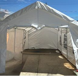 Carpa toda cerrada 10 x 20 ft.