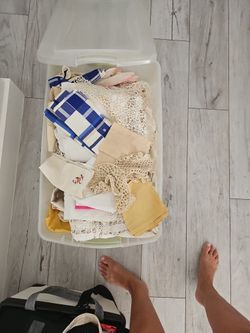 Over 100 VTG Linen and Cotton handkerchiefs