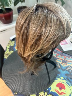 Short Bob wig by Esthetica