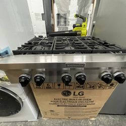 Kitchen Aid 36” Range Top In Stainless Steel Used All Gas 