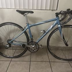 Blue Giant Aero Composite DCR3 Compact Road Bike 