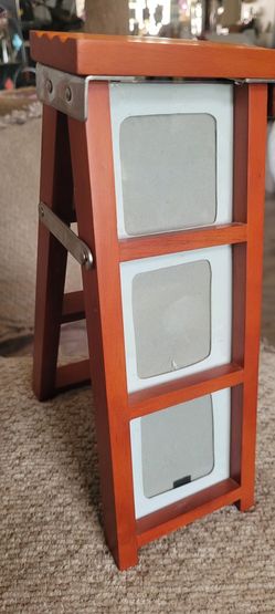 Rosewood Wallet Photo display