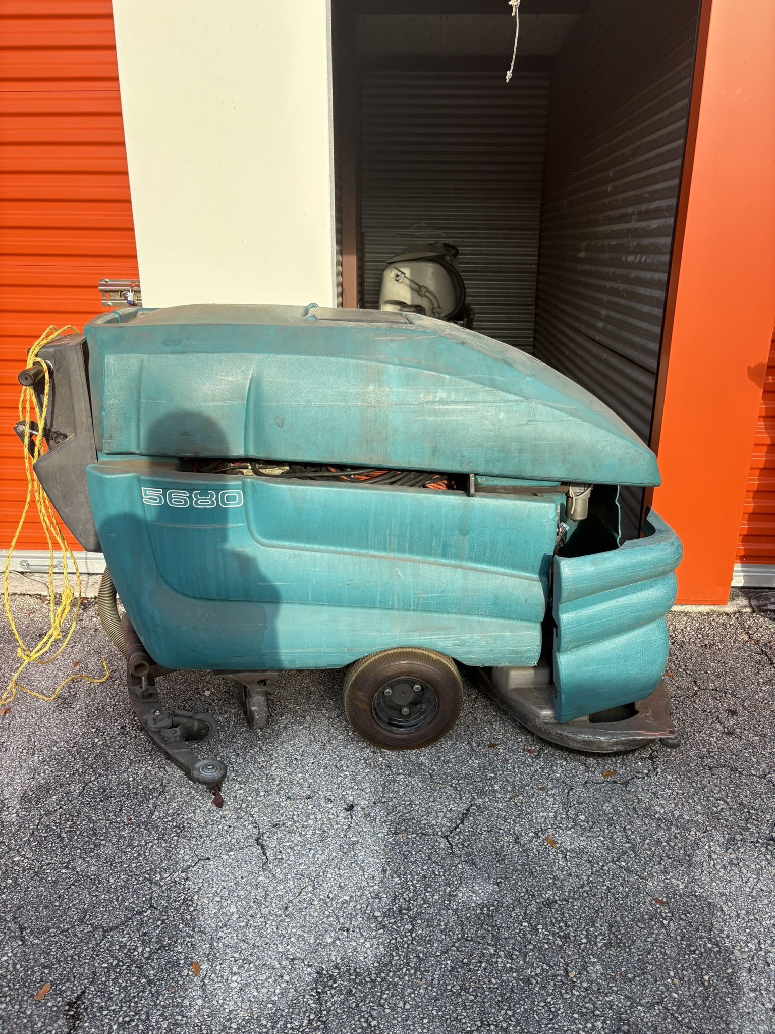 Walk Behind Floor Scrubber For Parts