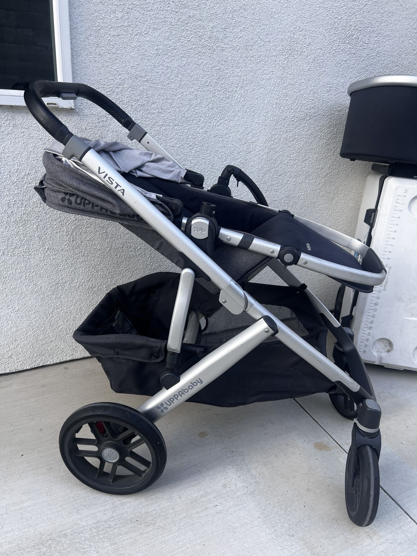 UppaBaby- Vista Stroller