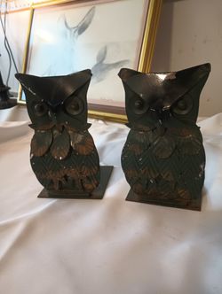 Two Vintage Metal Owl Book Ends