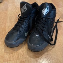 NIKE FOOTBALL LANDSHARK CLEATS 7.5