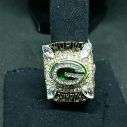 NFL Green Bay Packers Super Bowl Ring for Sale in Philadelphia, PA - OfferUp
