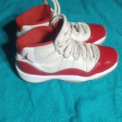 Jordan's CHERRY 7Y