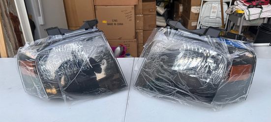 07-14 Ford Expedition Black Amber Headlights