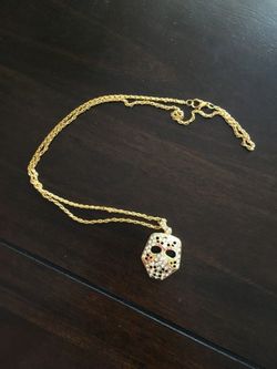 JASON MASK CHAIN AND PENDANT FASHION JEWELRY