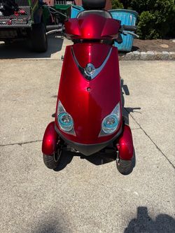 4 wheel luxury scooter