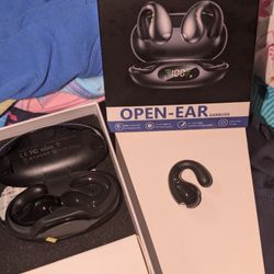 Black Clip On Earbuds