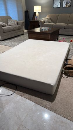 Full size bed