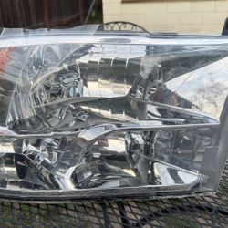09-18 Dodge Ram Factory Style Headlights