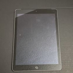 Apple Ipad 5th gen- Wifi+Cellular (No scratches)