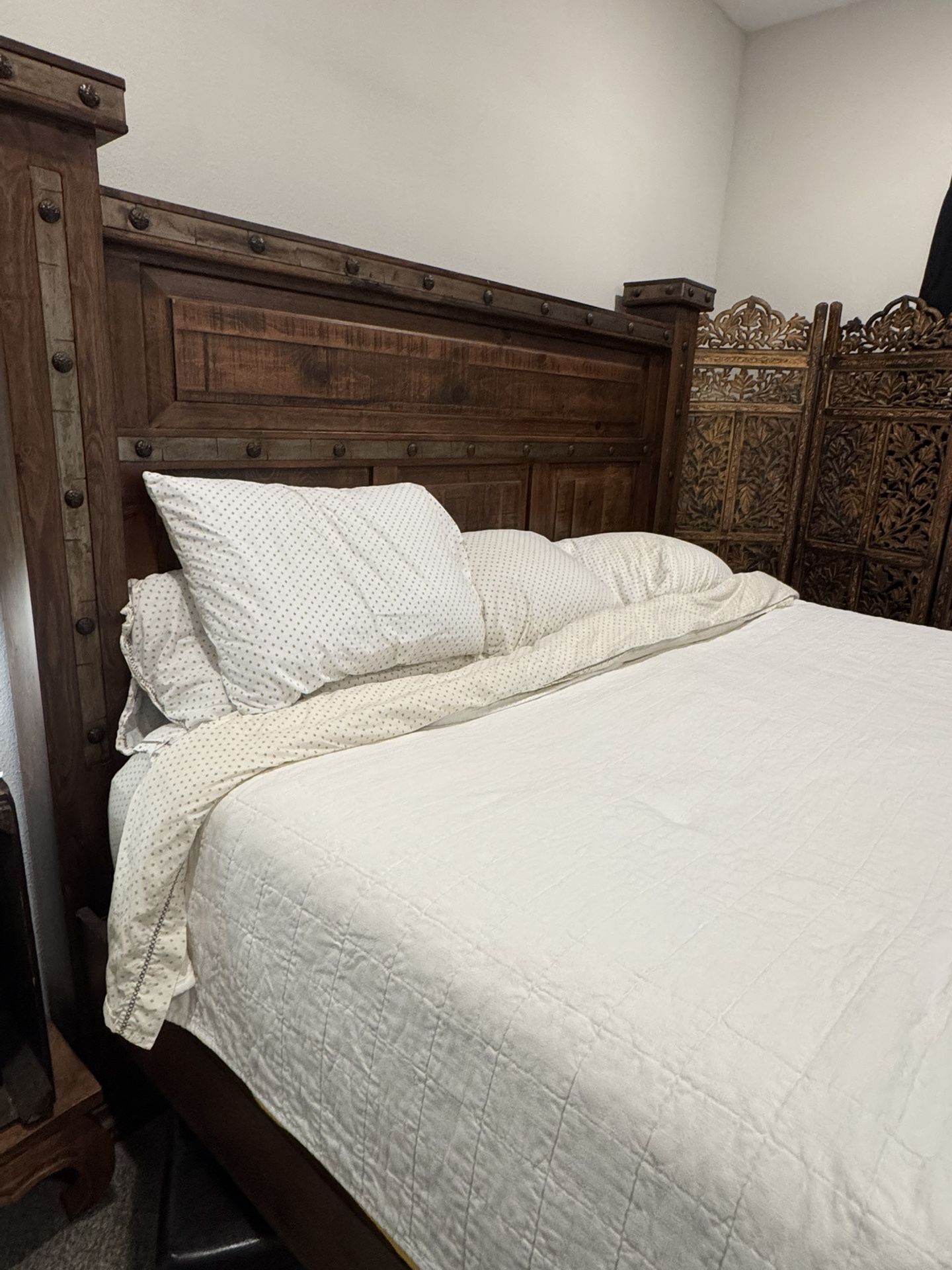 Rustic King Bed And Sidetables
