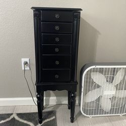 Standing Jewlery Box