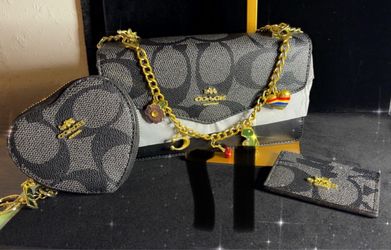 Brand new purse