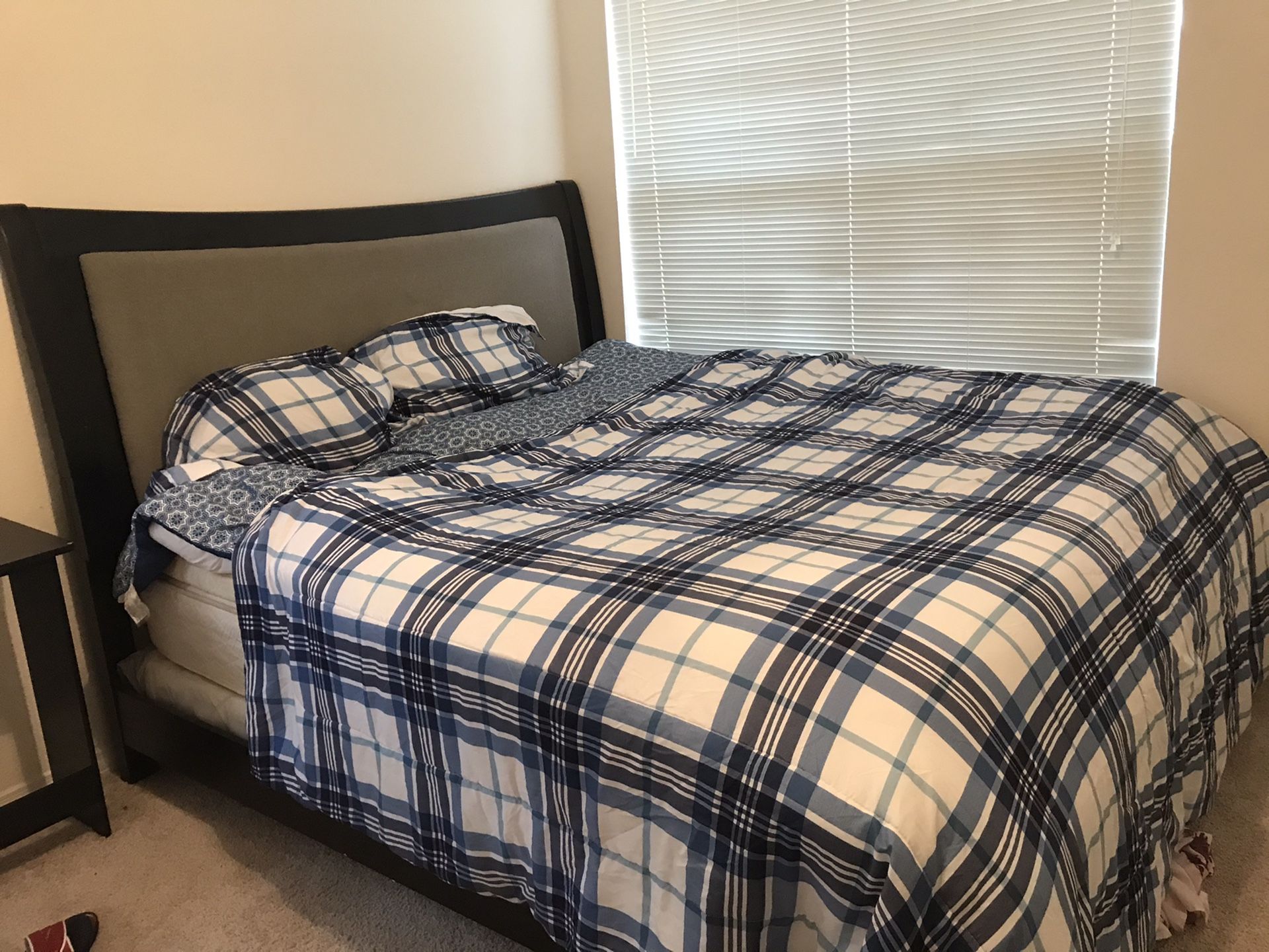 King size bed set