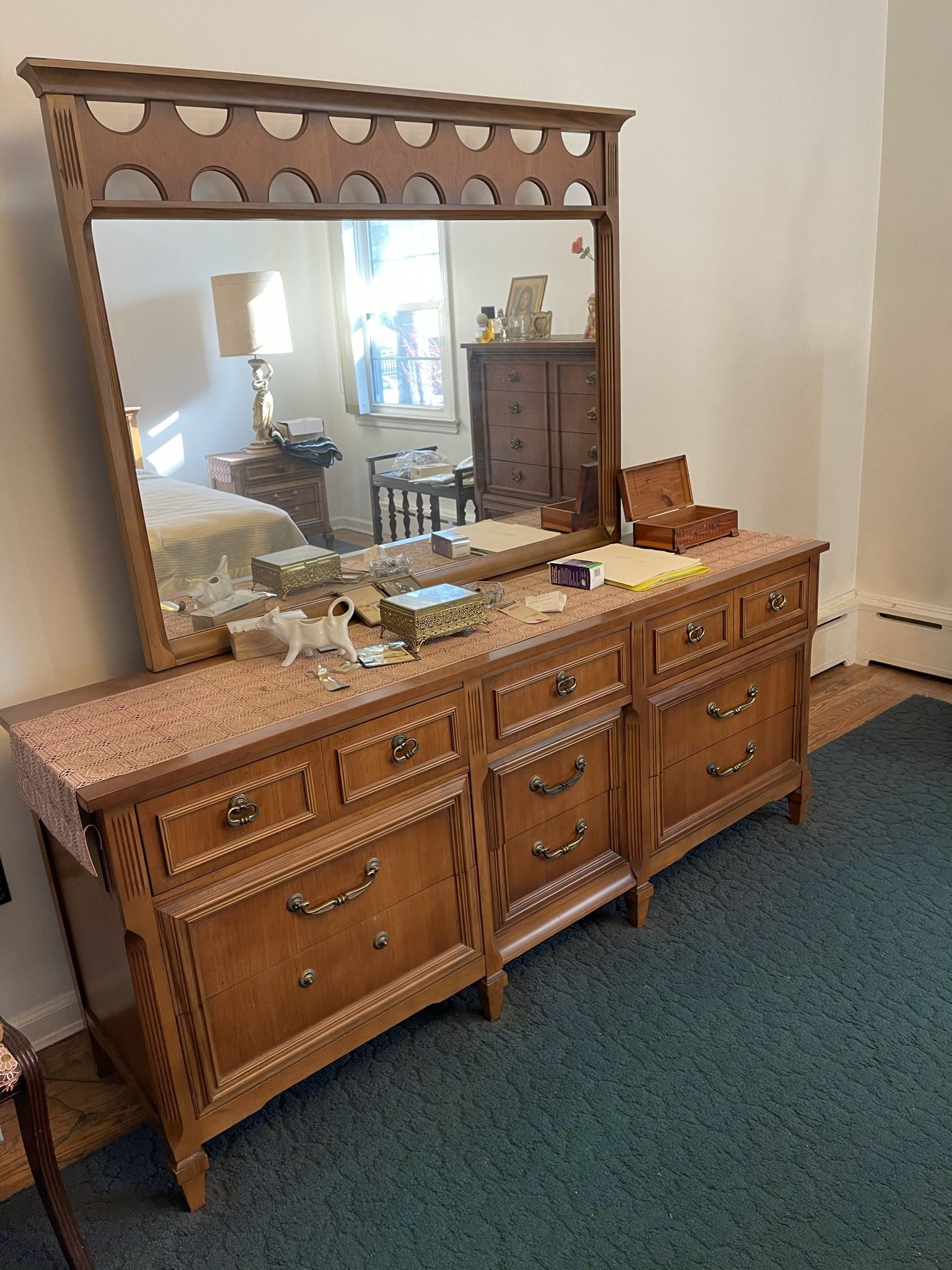 Estate Sale Solid Wood Bedroom Furniture