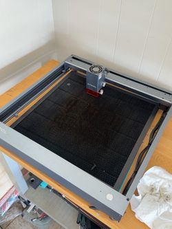 XTool D1 laser cutter