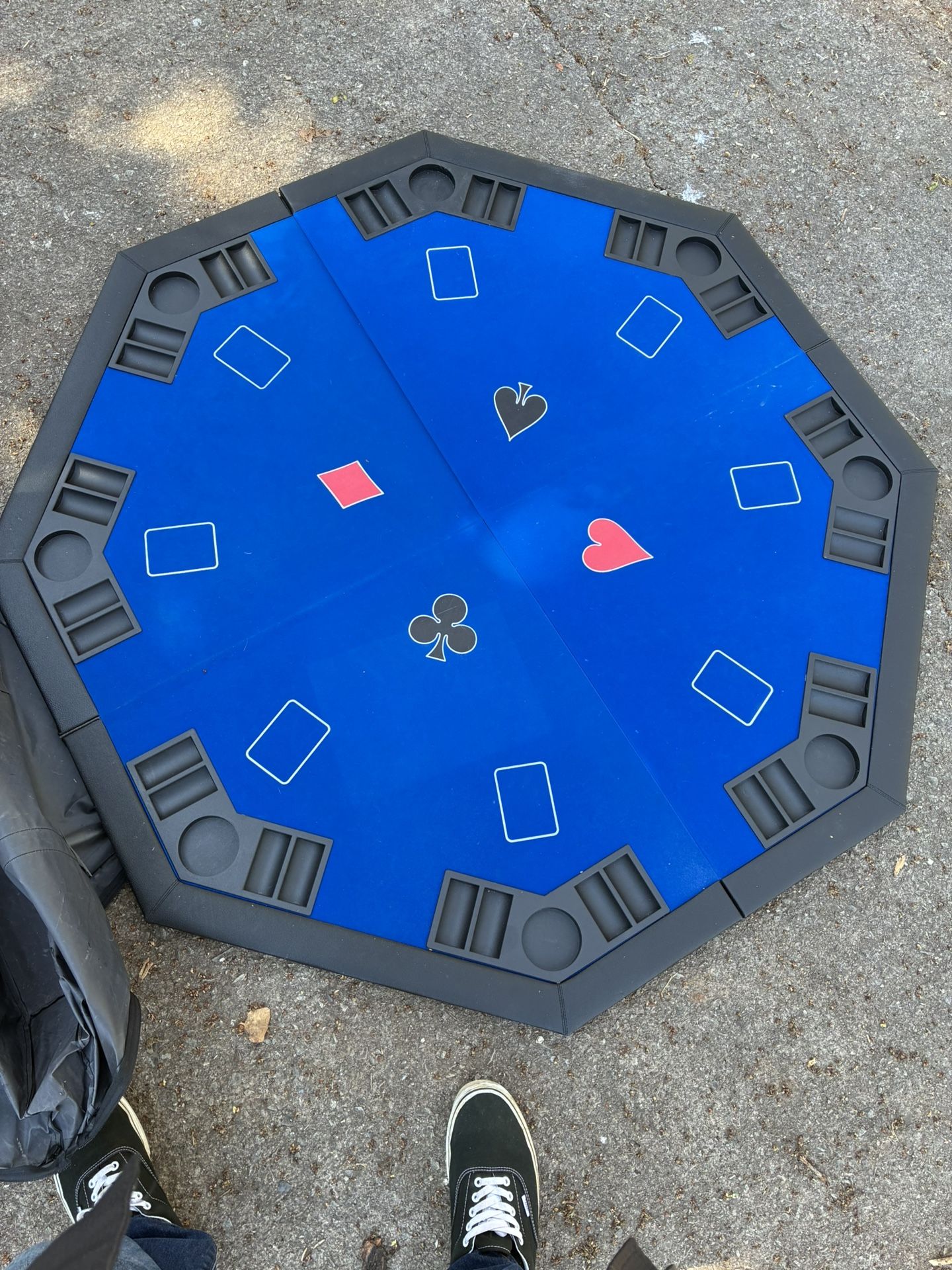 Poker Table