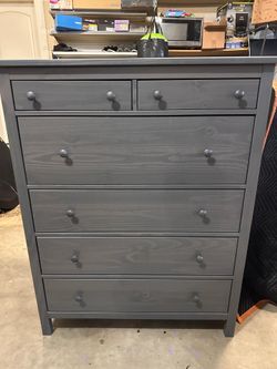 Ikea Hemnes 6 Drawer Dresser - delivery available