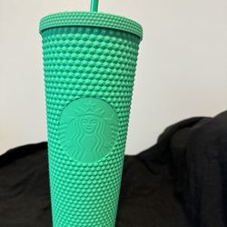 Starbucks Mexico Green  Studded Cup 2022 Wanda